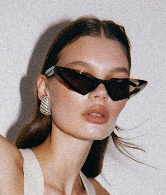 Vintage Sterling Silver Ribbed Earrings