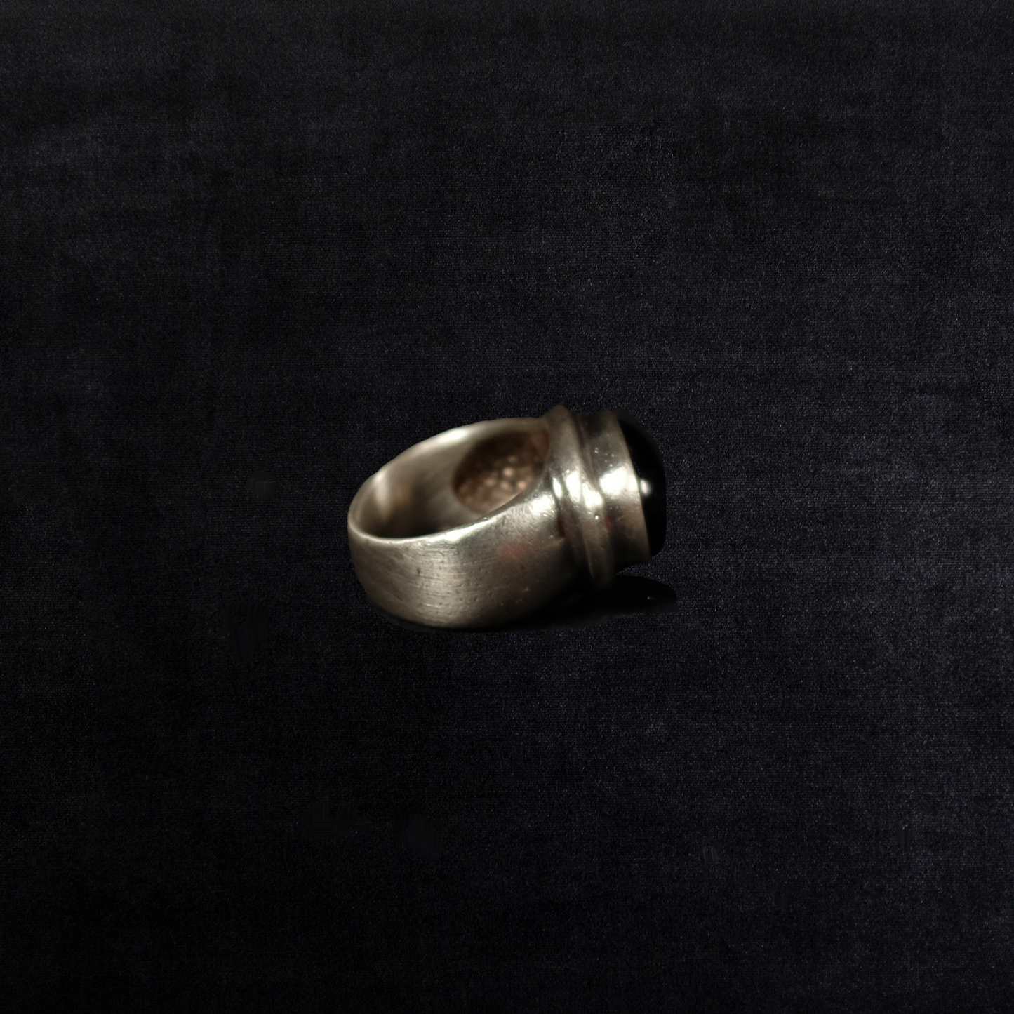 Vintage Sterling Silver Modernist Oval Onyx Ring