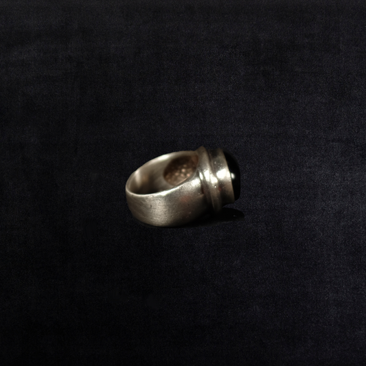 Vintage Sterling Silver Modernist Oval Onyx Ring