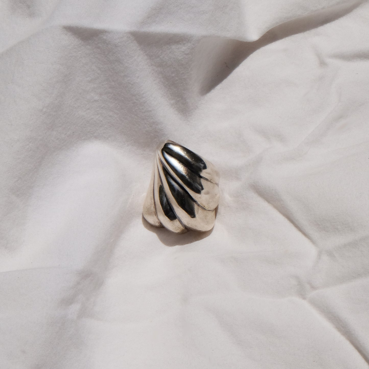 Vintage Sterling Silver Sculptural Ribbed Ring