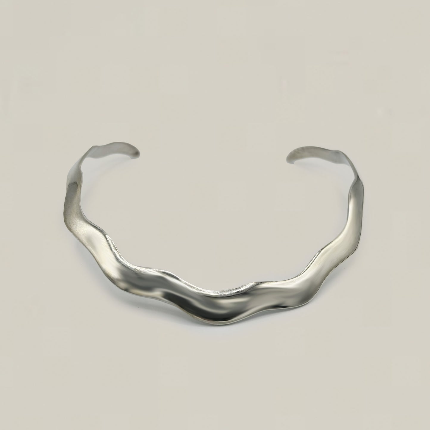 Vintage Silver Wavy Neck Collar