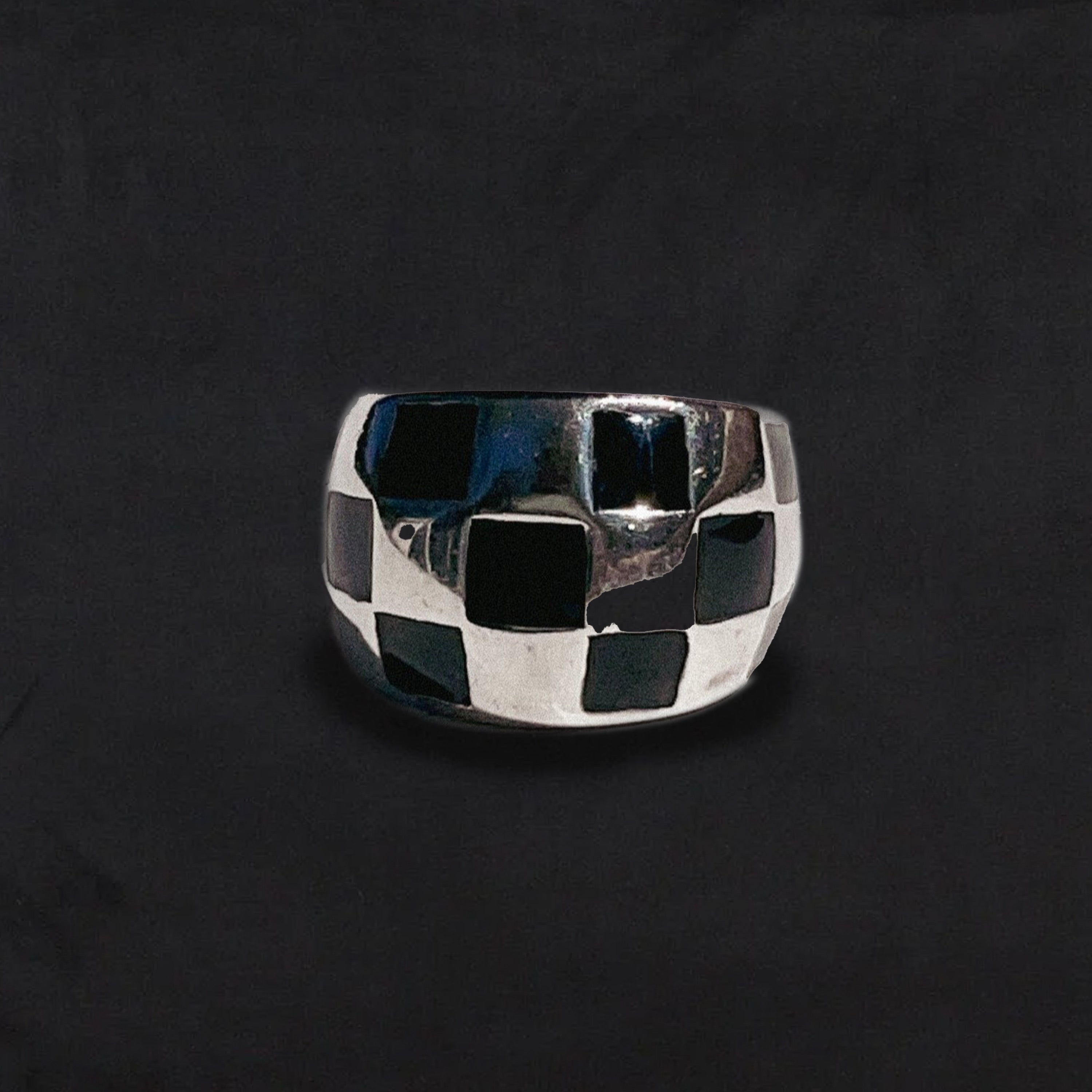Vintage Sterling Silver Checker Dome Ring – Hira