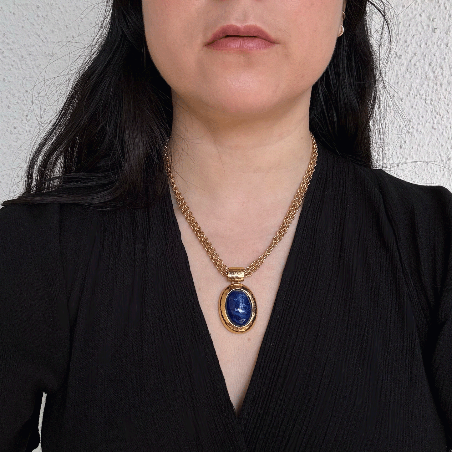 Vintage Blue Cabochon Gold tone Necklace